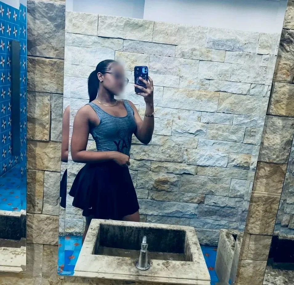 Rosie, 20